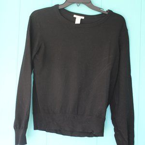 H&M Ladies Long Sleeved Black Knit Sweater Size Medium